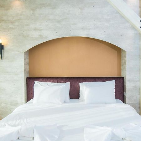 Baan Talay See Cream Resort Samut Songkhram Buitenkant foto