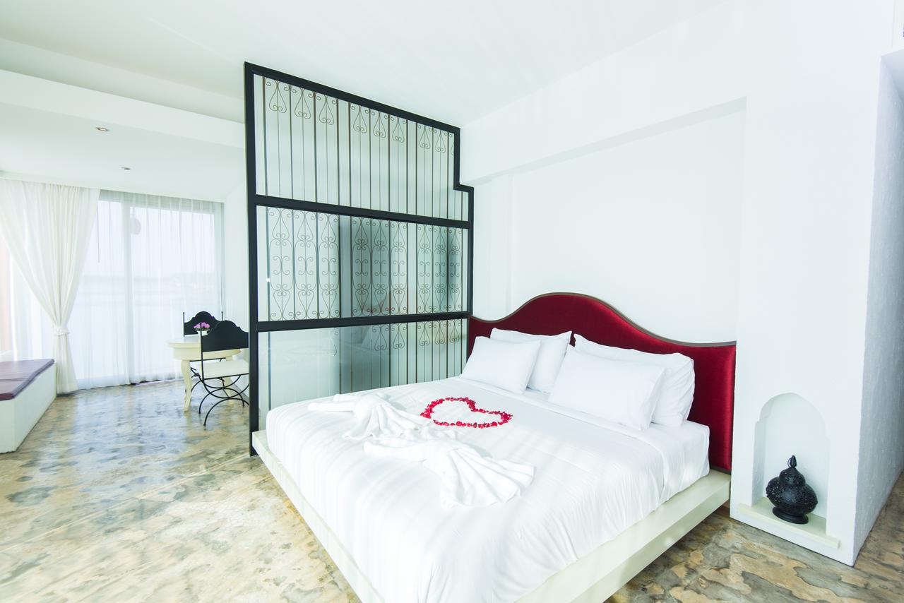Baan Talay See Cream Resort Samut Songkhram Buitenkant foto