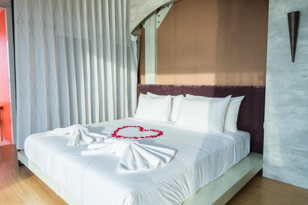 Baan Talay See Cream Resort Samut Songkhram Buitenkant foto