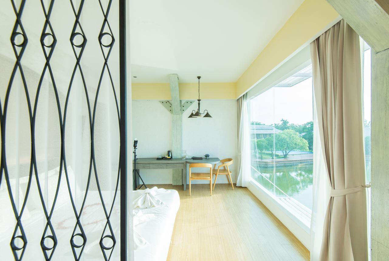 Baan Talay See Cream Resort Samut Songkhram Buitenkant foto