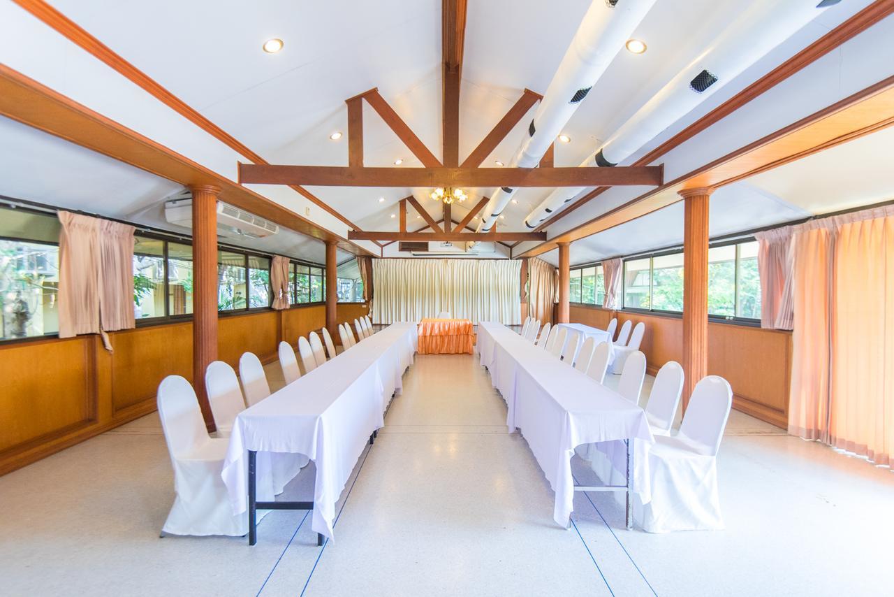 Baan Talay See Cream Resort Samut Songkhram Buitenkant foto