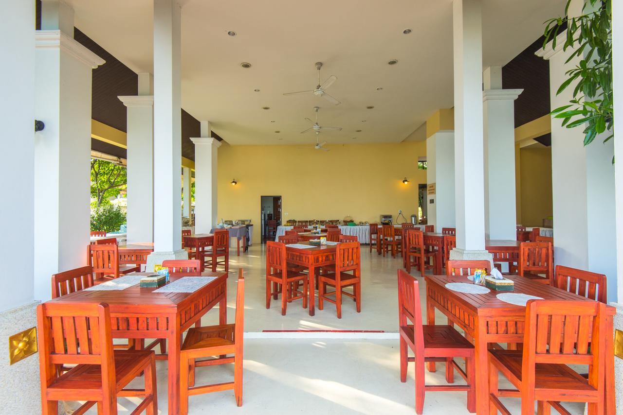 Baan Talay See Cream Resort Samut Songkhram Buitenkant foto