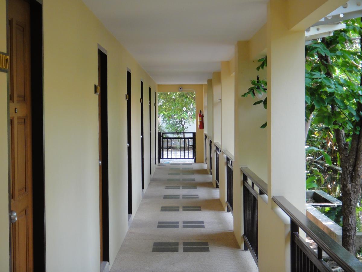Baan Talay See Cream Resort Samut Songkhram Buitenkant foto