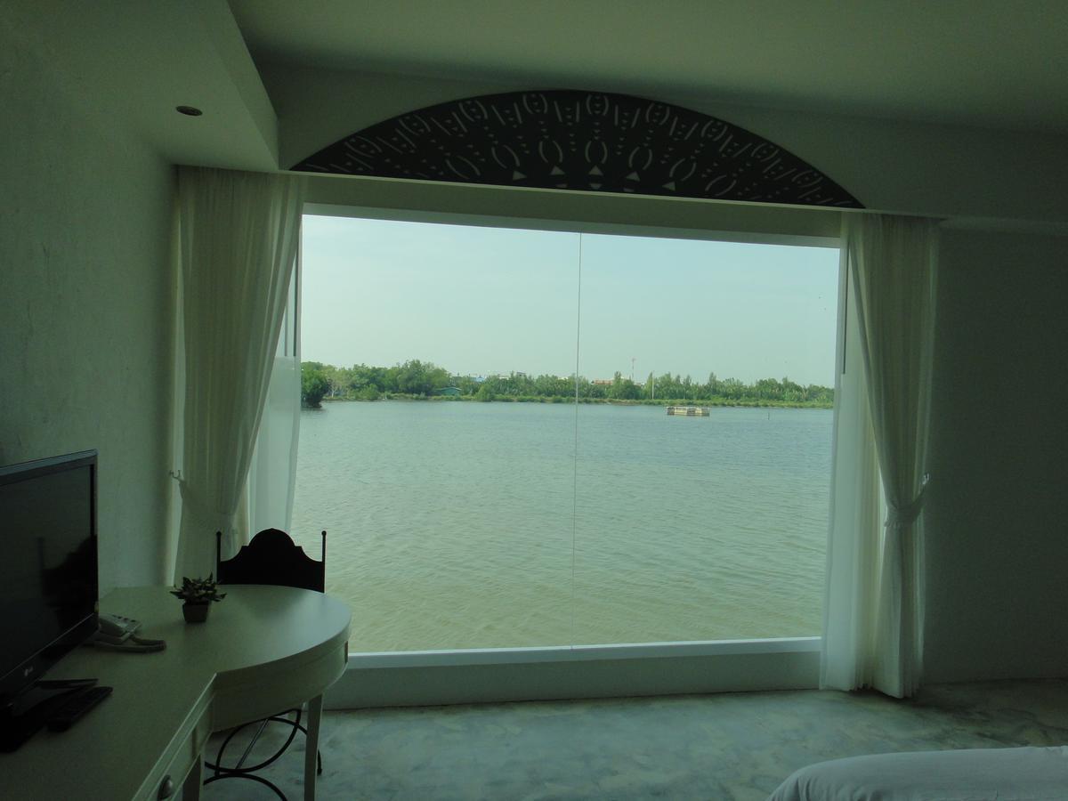 Baan Talay See Cream Resort Samut Songkhram Buitenkant foto