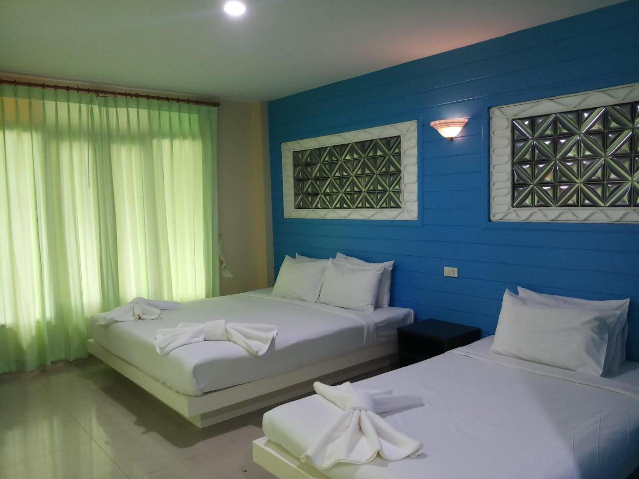 Baan Talay See Cream Resort Samut Songkhram Buitenkant foto